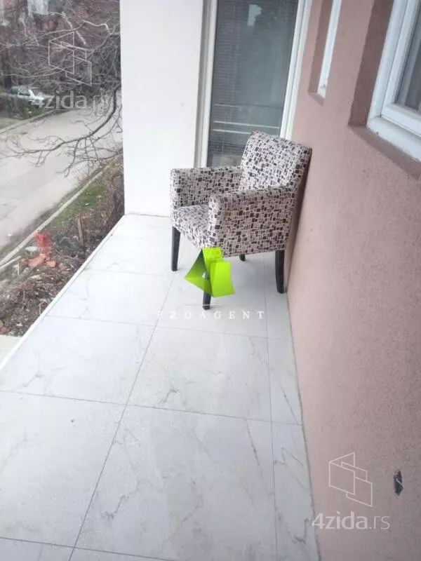 Kancelarija | 4zida
