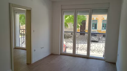 Luke Sučića 9 | 4zida.rs