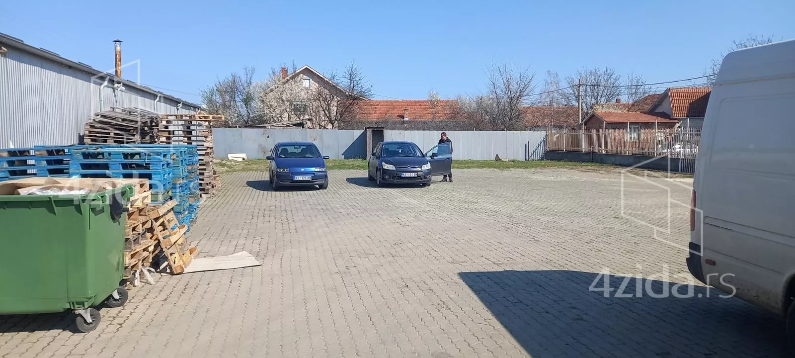 Poslovni prostor | 4zida