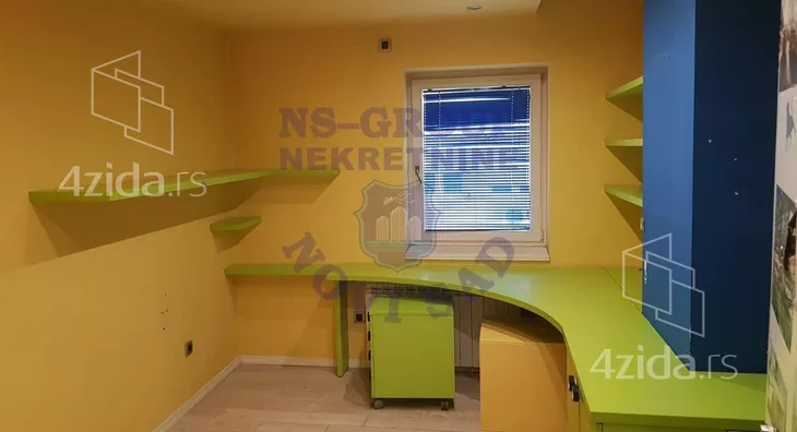 Petosoban stan | 4zida