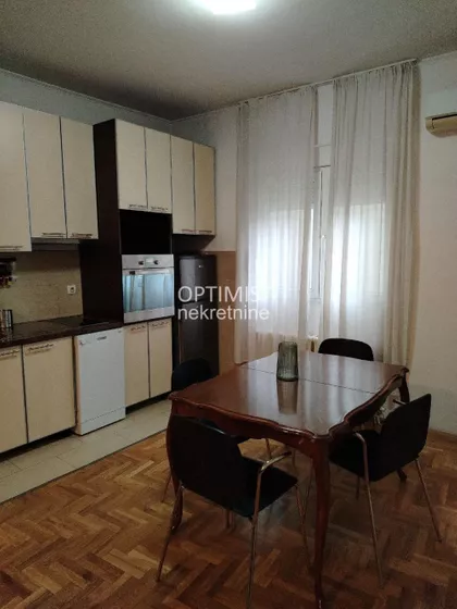 Mitropolita Stratimirovića | 4zida.rs