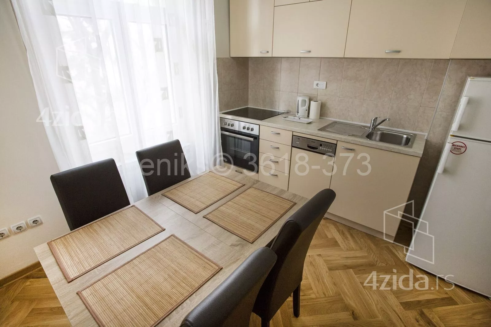 Troiposoban stan | 4zida