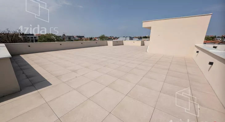 Petosoban stan | 4zida