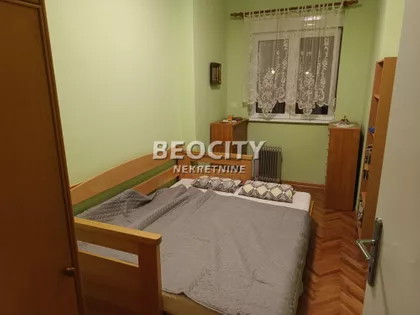 Prvomajska | 4zida.rs