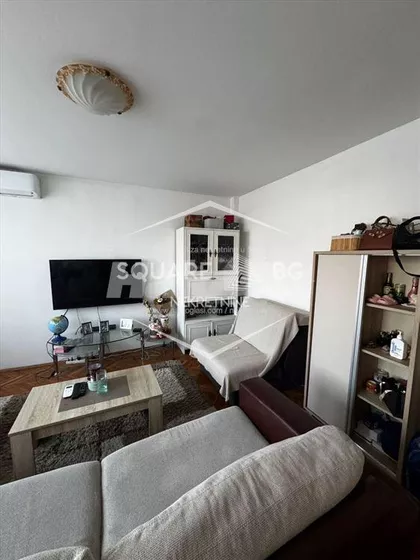 Ustanička | 4zida.rs