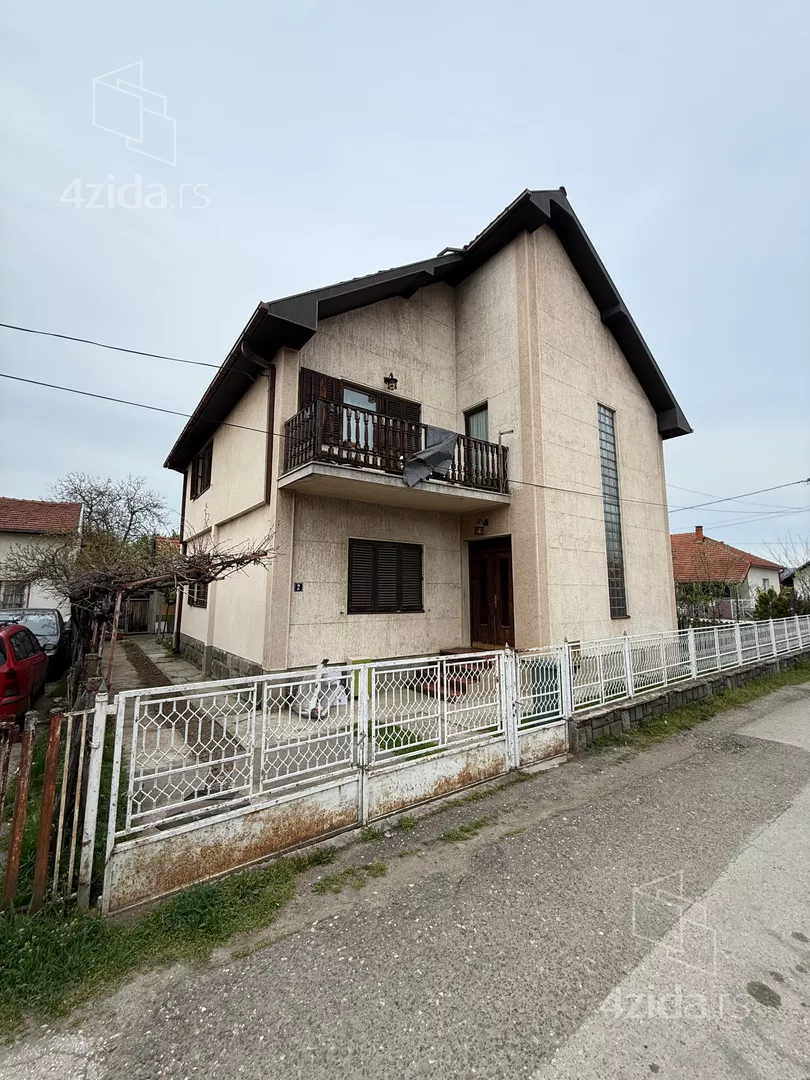 2-etažna kuća | 4zida