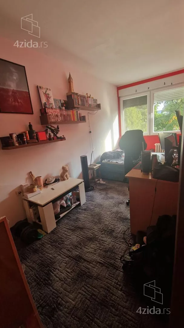 Četvorosoban stan | 4zida