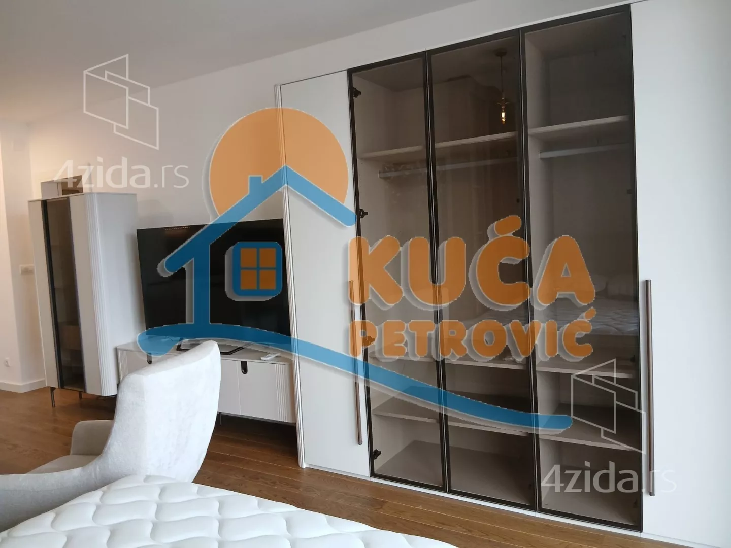Garsonjera | 4zida