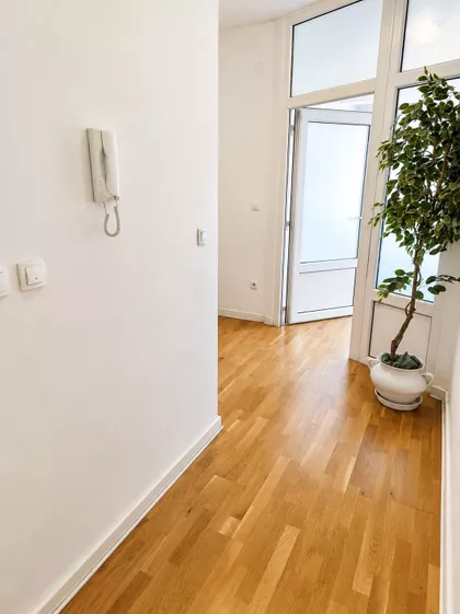 Vojvode Micka Krstića 1 | 4zida.rs