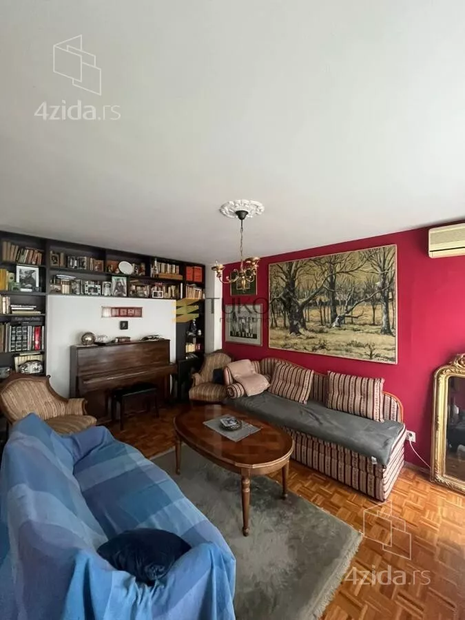 Troiposoban stan | 4zida