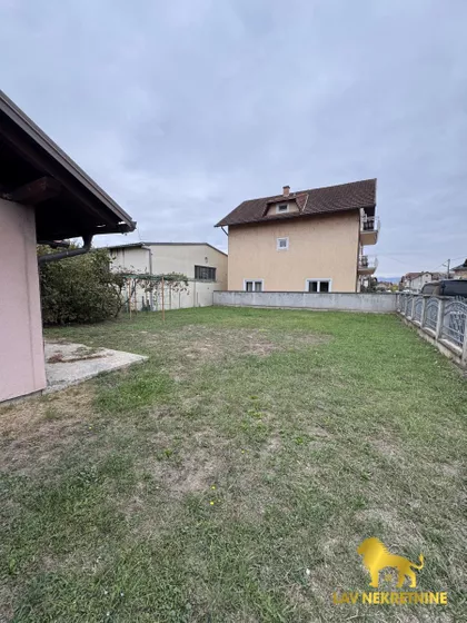 LEPTIROVA | 4zida.rs