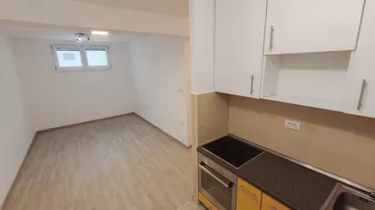 Polgar Andraša | 4zida.rs