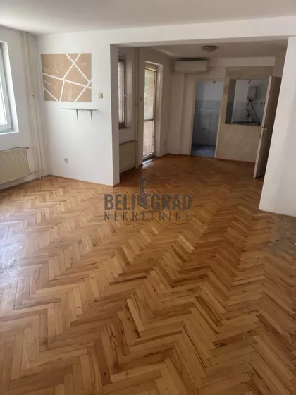 Ratka Mitrovića | 4zida.rs