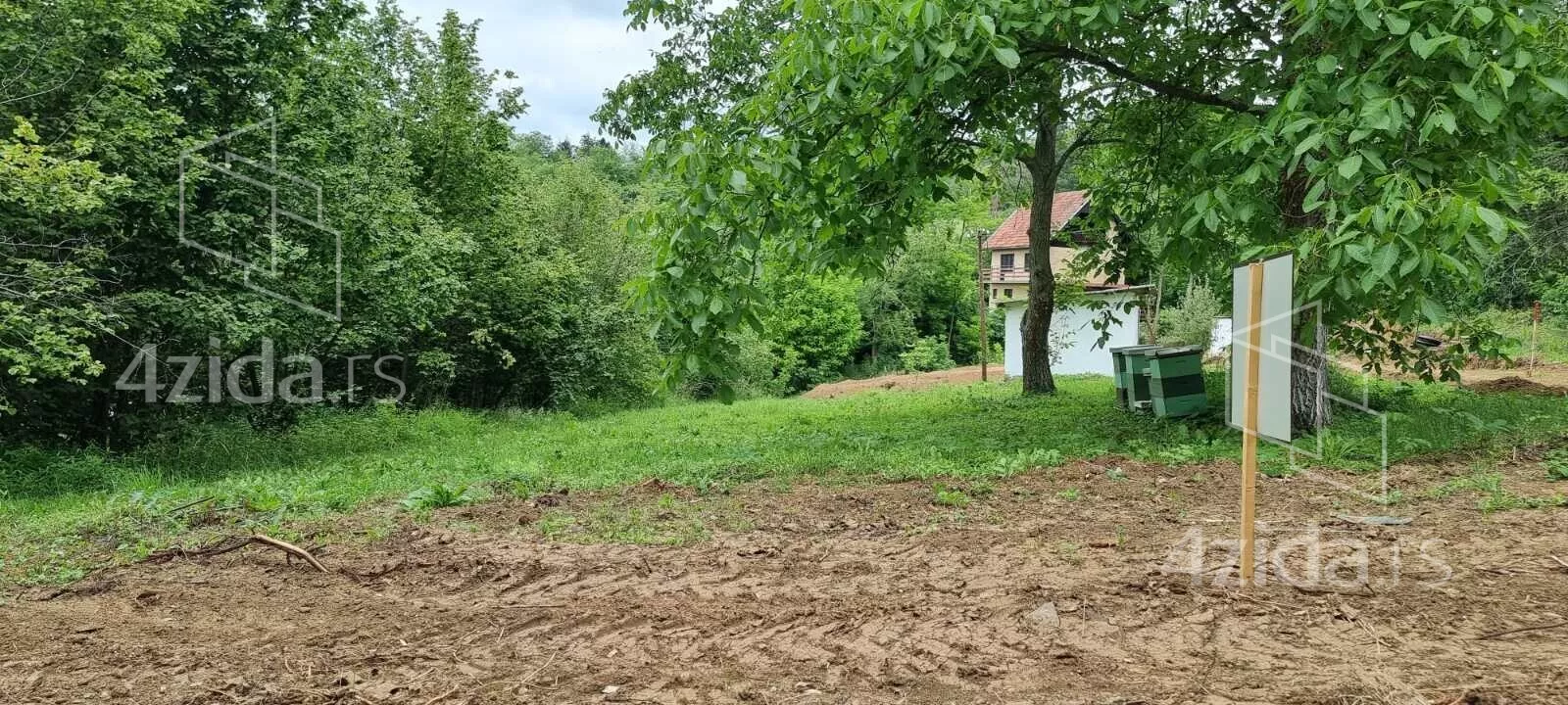 Građevinsko zemljište | 4zida