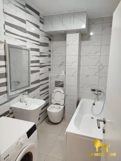 MARIJE BURSAĆ | 4zida.rs