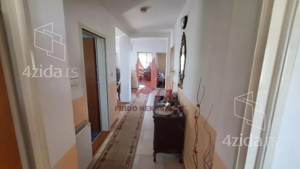 3-etažna kuća | 4zida