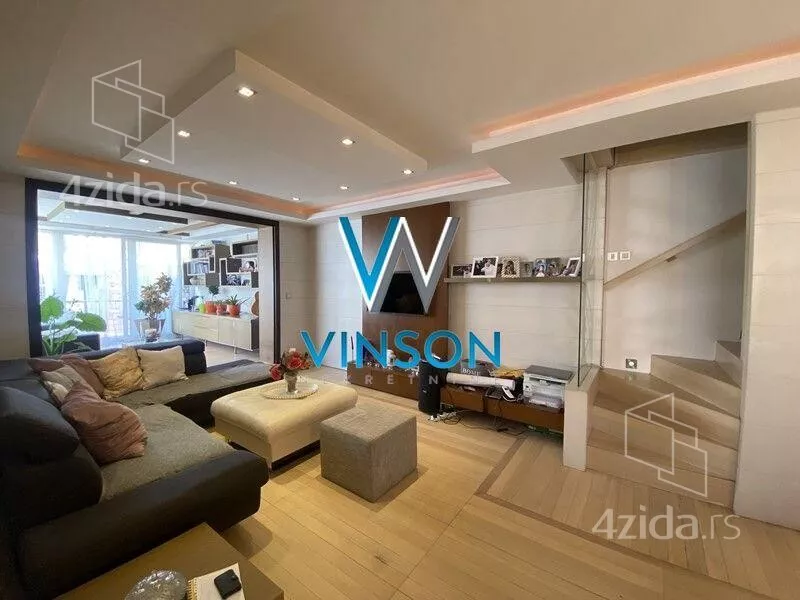 3-etažna kuća | 4zida