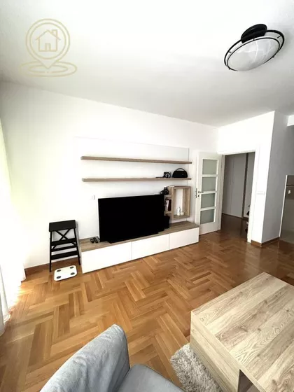 Krunski Venac | 4zida.rs