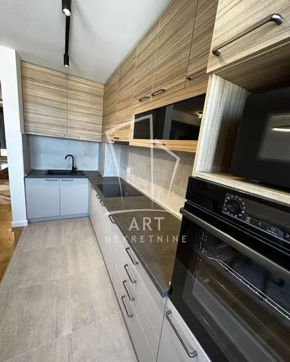 Skender Begova | 4zida.rs