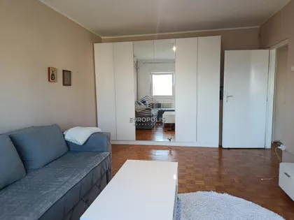 Kraljevačka | 4zida.rs
