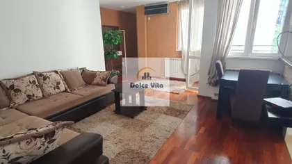 Gundulićev venac | 4zida.rs
