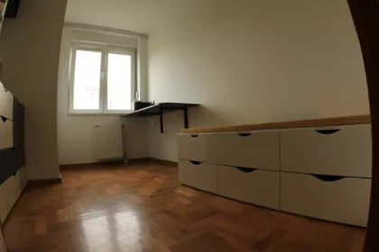 Đurđa Brankovića 20 | 4zida.rs