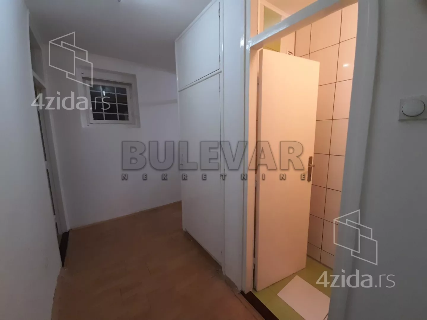 Lokal | 4zida