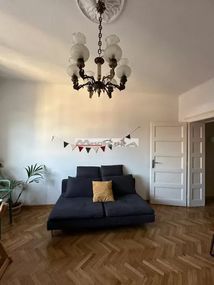 Klinički Centar | 4zida.rs
