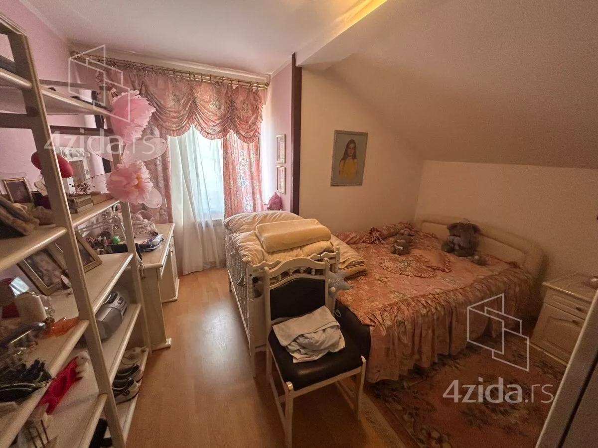 3-etažna kuća | 4zida