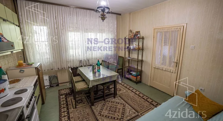 3-etažna kuća | 4zida