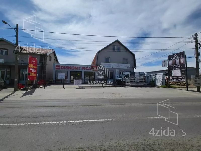 Lokal | 4zida