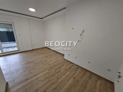 Jovana Popovića | 4zida.rs