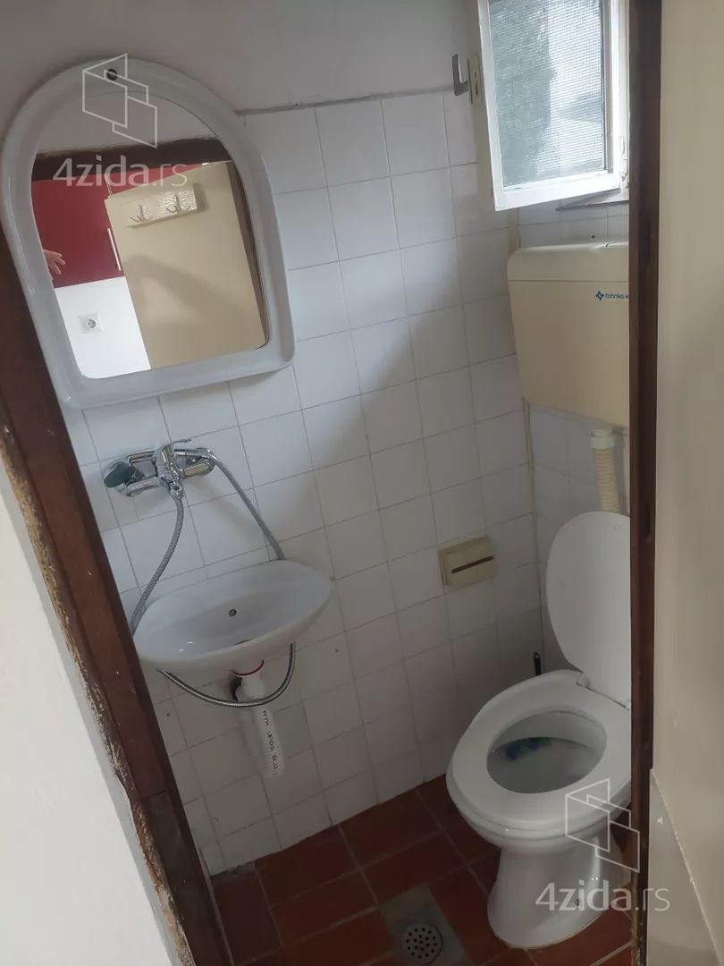 Garsonjera | 4zida