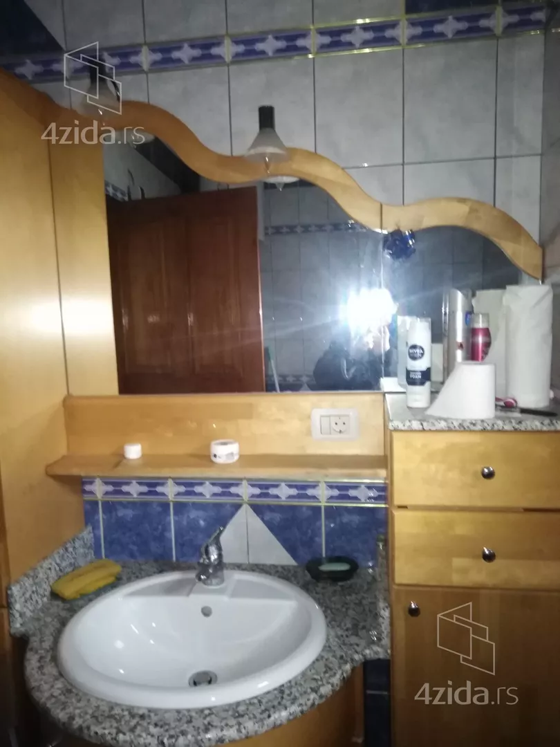 4-etažna kuća | 4zida