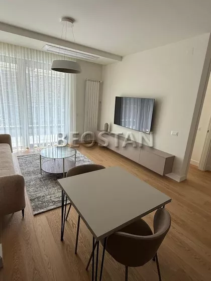 Omladinskih brigada | 4zida.rs