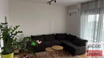 Sremska Kamenica | 4zida.rs