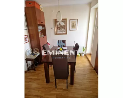 22. oktobra | 4zida.rs