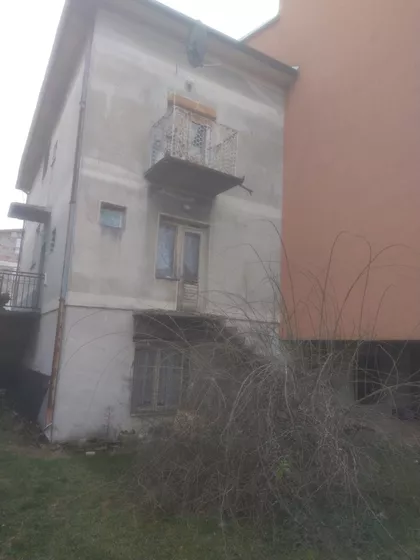 Vladimira Rolovića 16 | 4zida.rs