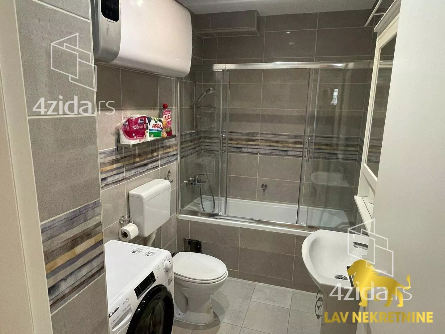 Troiposoban stan | 4zida