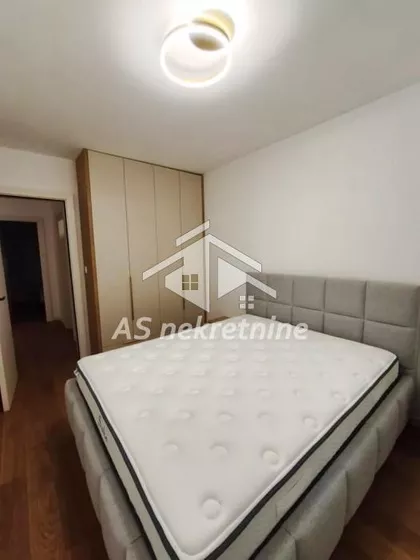 Južni Bulevar | 4zida.rs