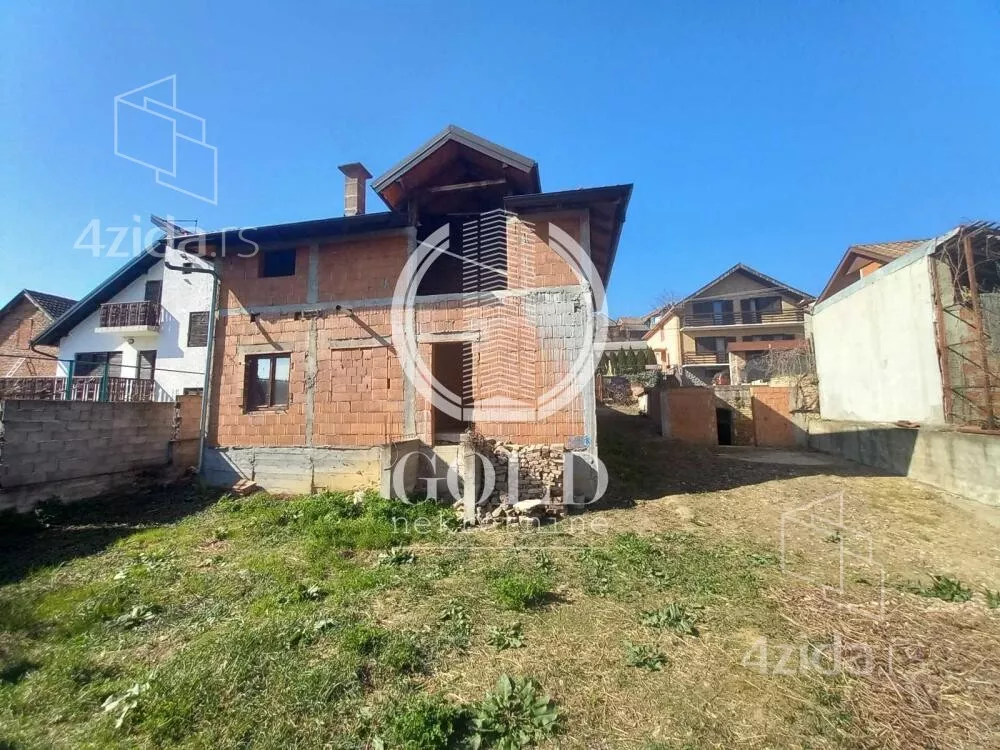 3-etažna kuća | 4zida
