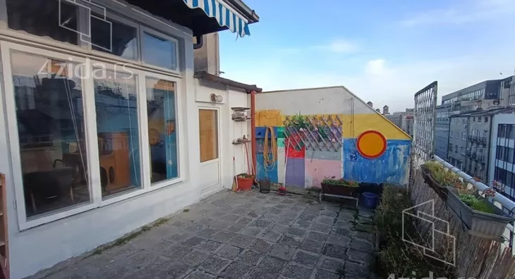 Petosoban stan | 4zida