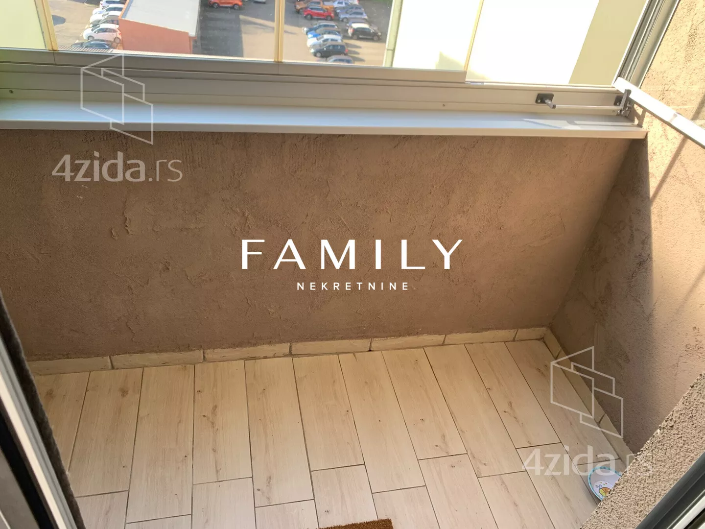 Troiposoban stan | 4zida