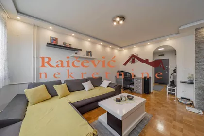 Brace Srnic | 4zida.rs