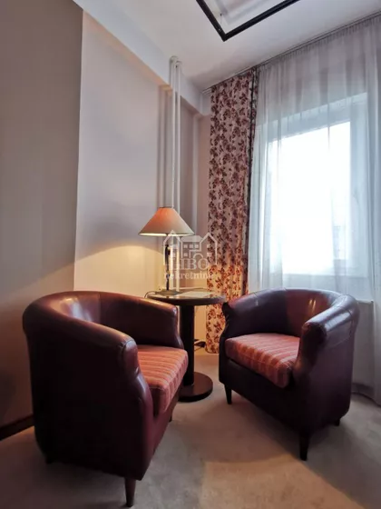 Obrenovićeva | 4zida.rs