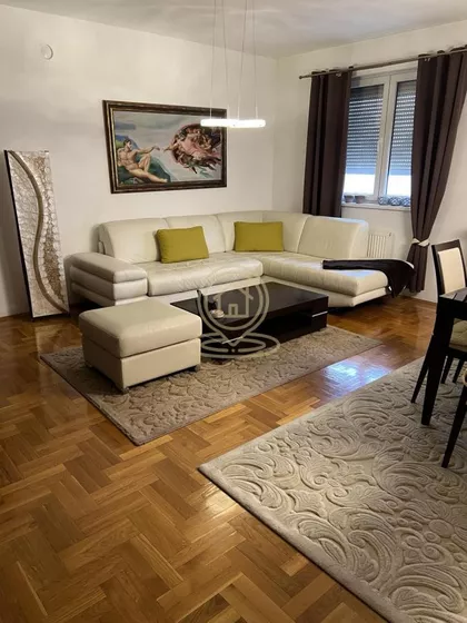 Bate Brkića | 4zida.rs