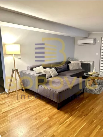 Lekino Brdo | 4zida.rs