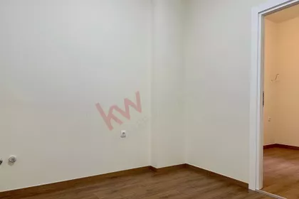 Makenzijeva | 4zida.rs