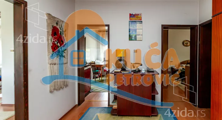 4-etažna kuća | 4zida