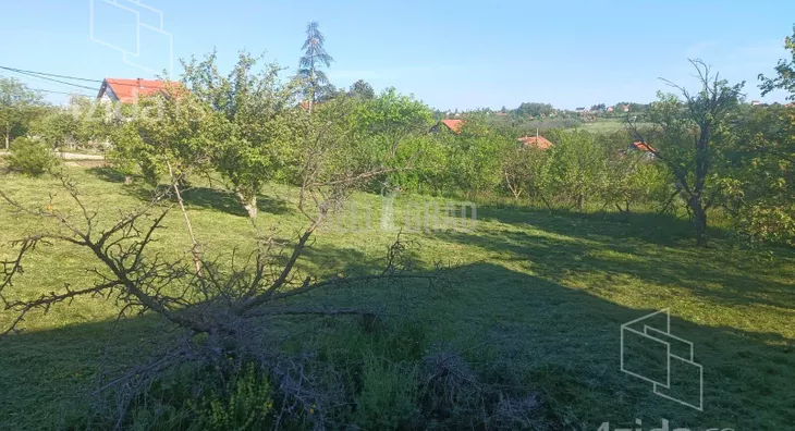 Plac | 4zida